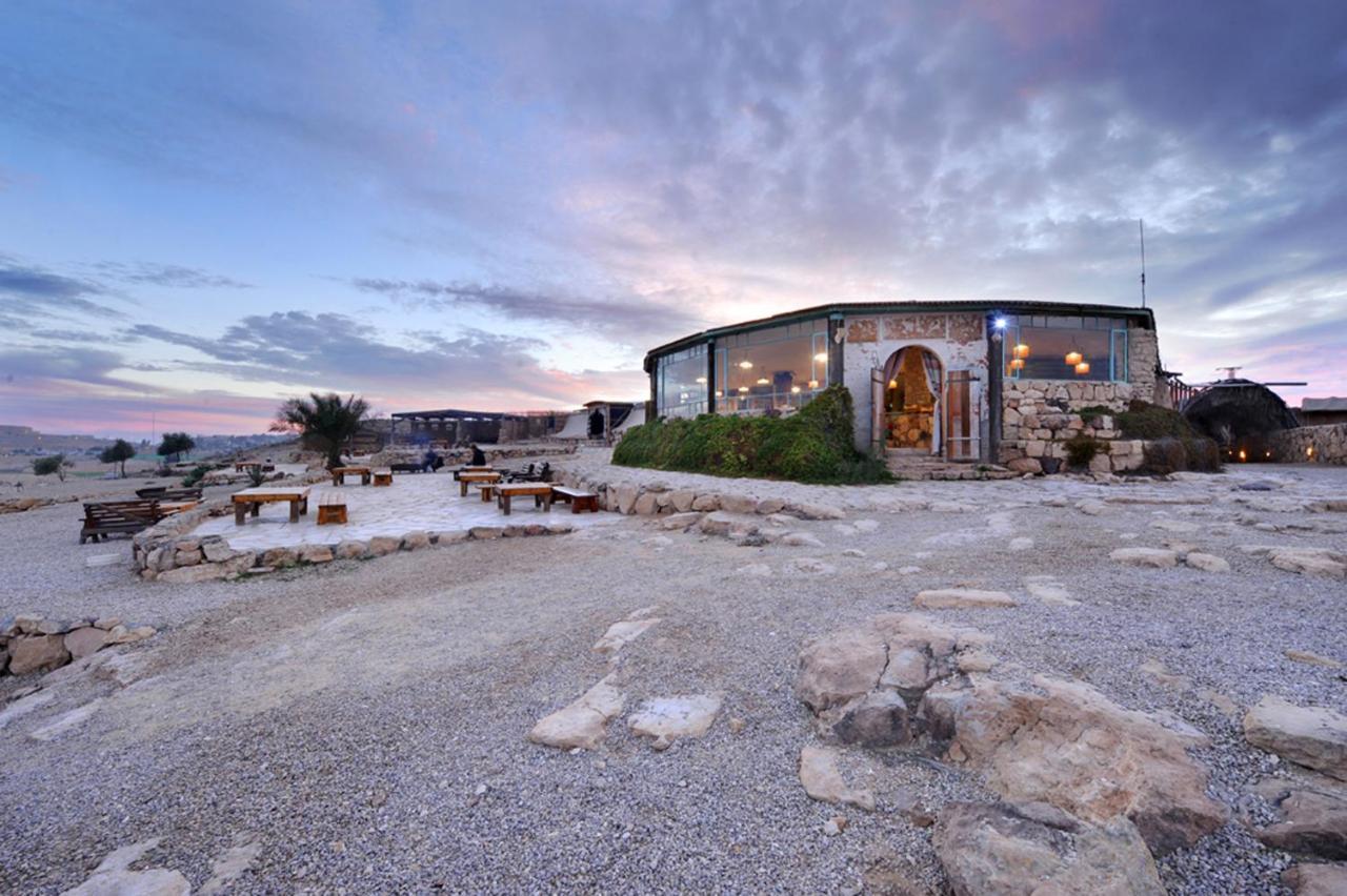 Desert Shade Camp חוות צל מדבר Villa Mițpe Ramon Exterior foto