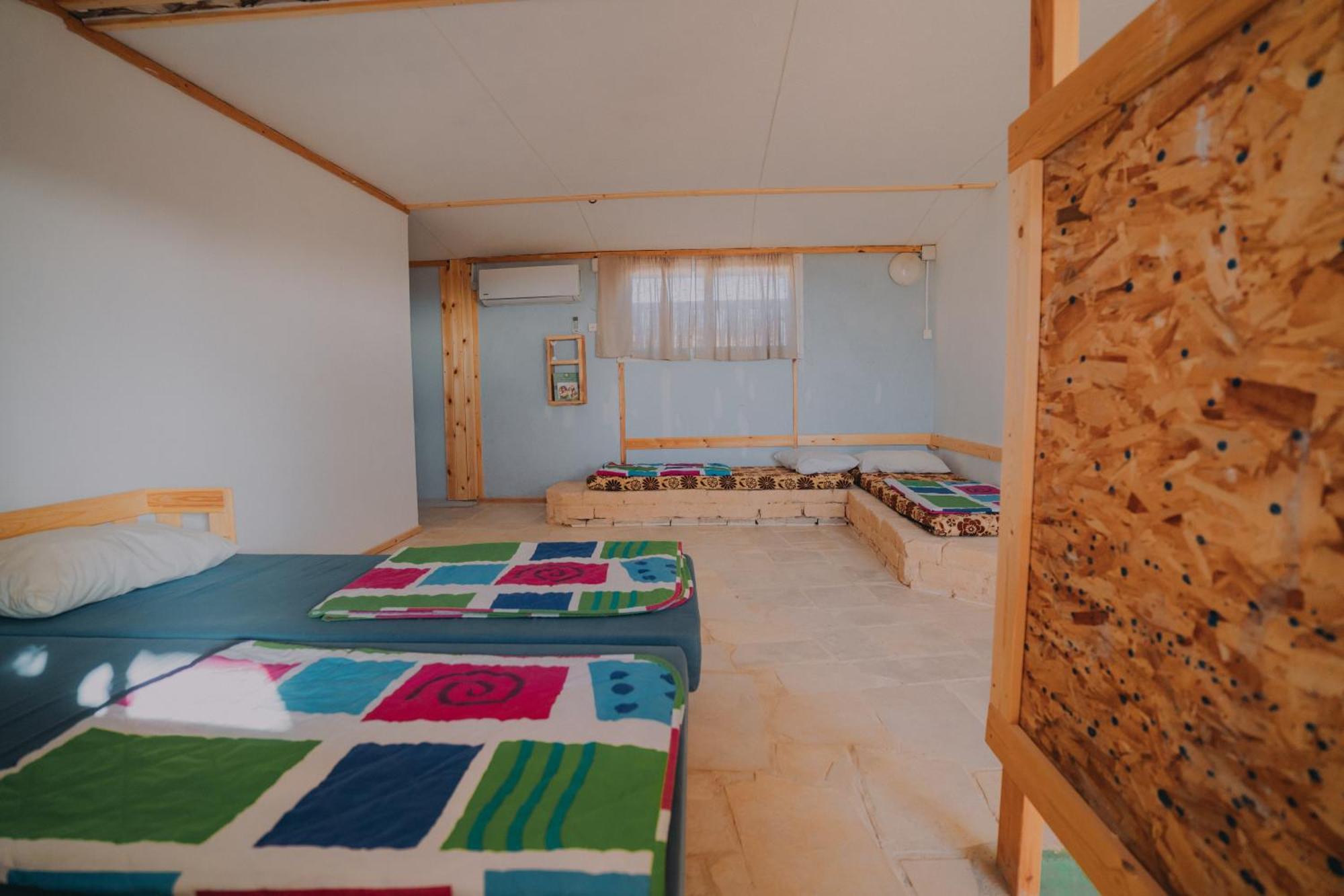 Desert Shade Camp חוות צל מדבר Villa Mițpe Ramon Exterior foto
