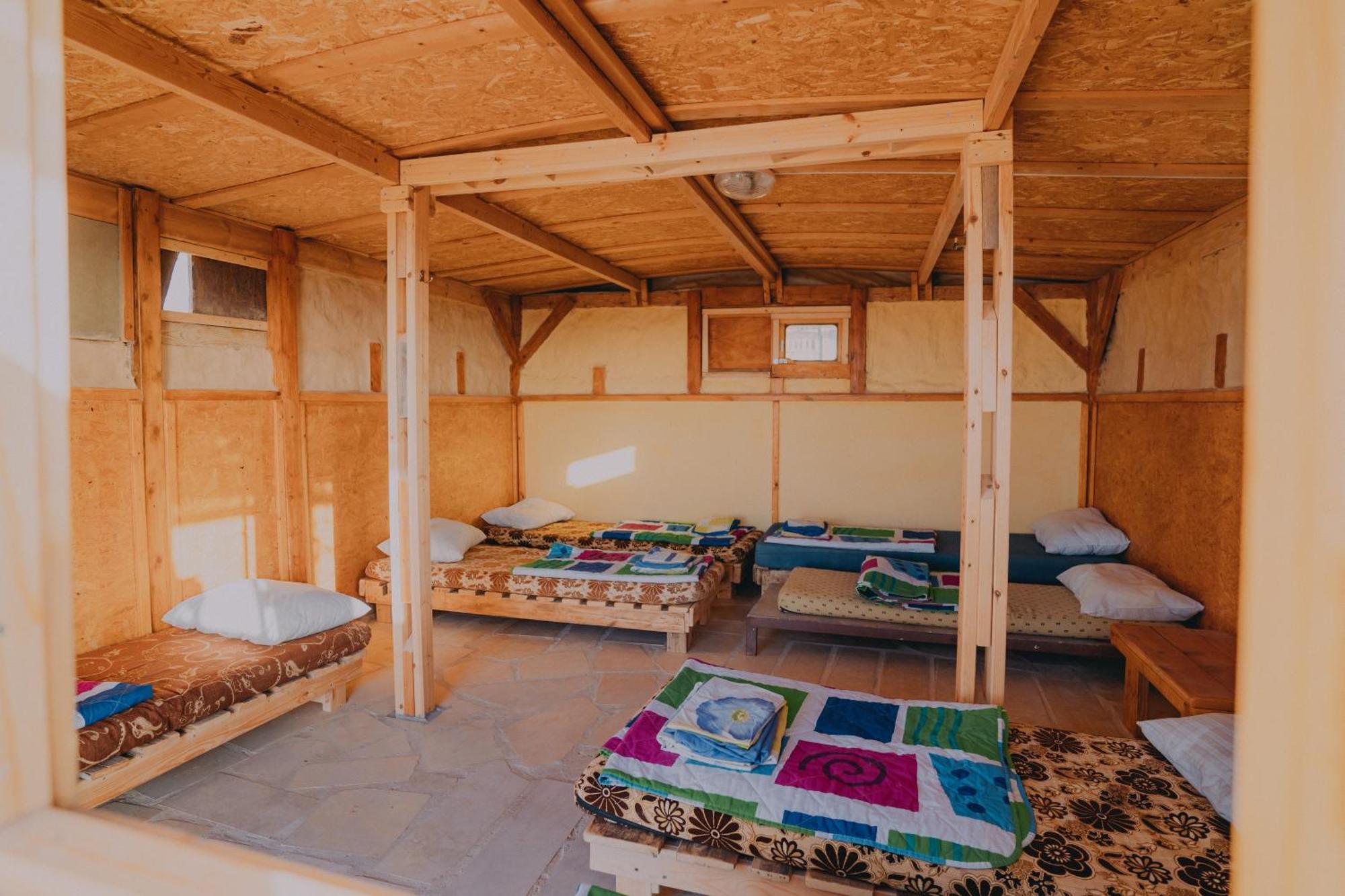 Desert Shade Camp חוות צל מדבר Villa Mițpe Ramon Exterior foto