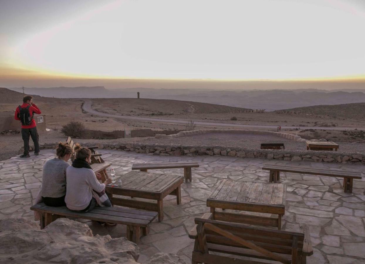 Desert Shade Camp חוות צל מדבר Villa Mițpe Ramon Exterior foto